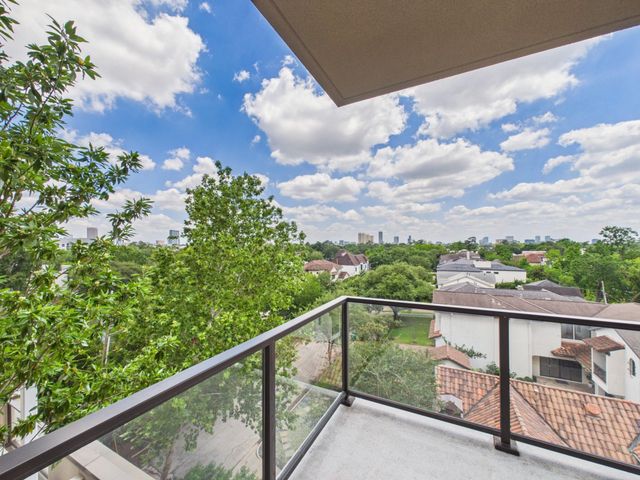 929 Westcott Street 542, Houston, TX 77007