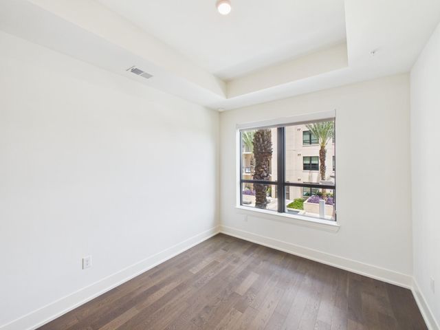 929 Westcott Street 542, Houston, TX 77007