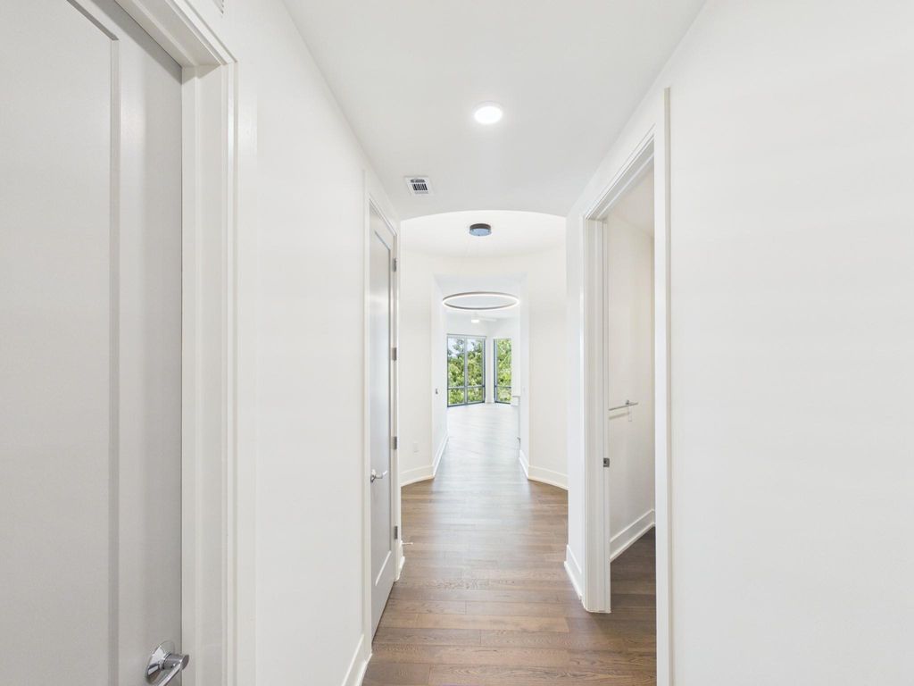 929 Westcott Street 542, Houston, TX 77007