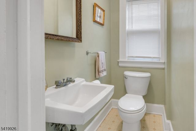 52 Morningside Rd, Verona Twp., NJ 07044