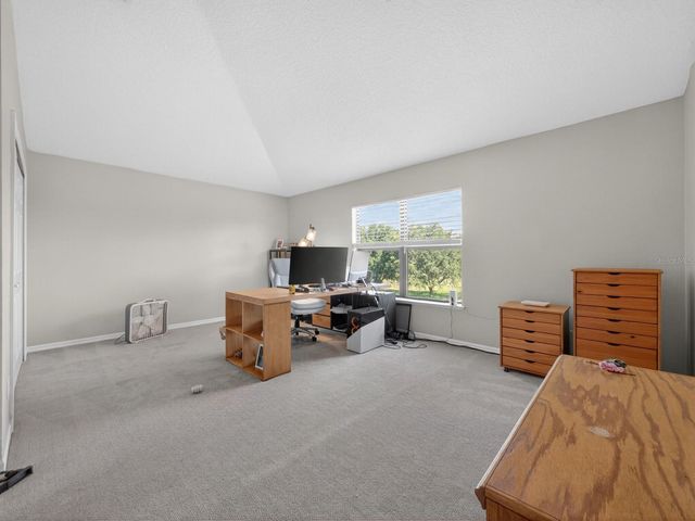 24215 WELDON DRIVE, Eustis, FL 32736