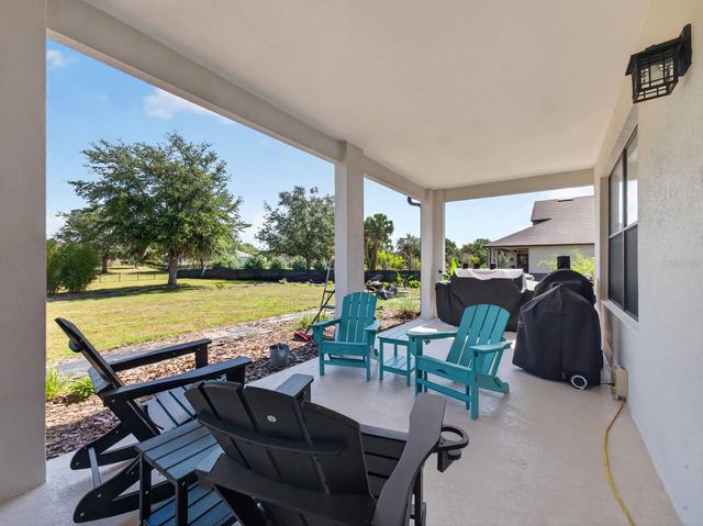 24215 WELDON DRIVE, Eustis, FL 32736