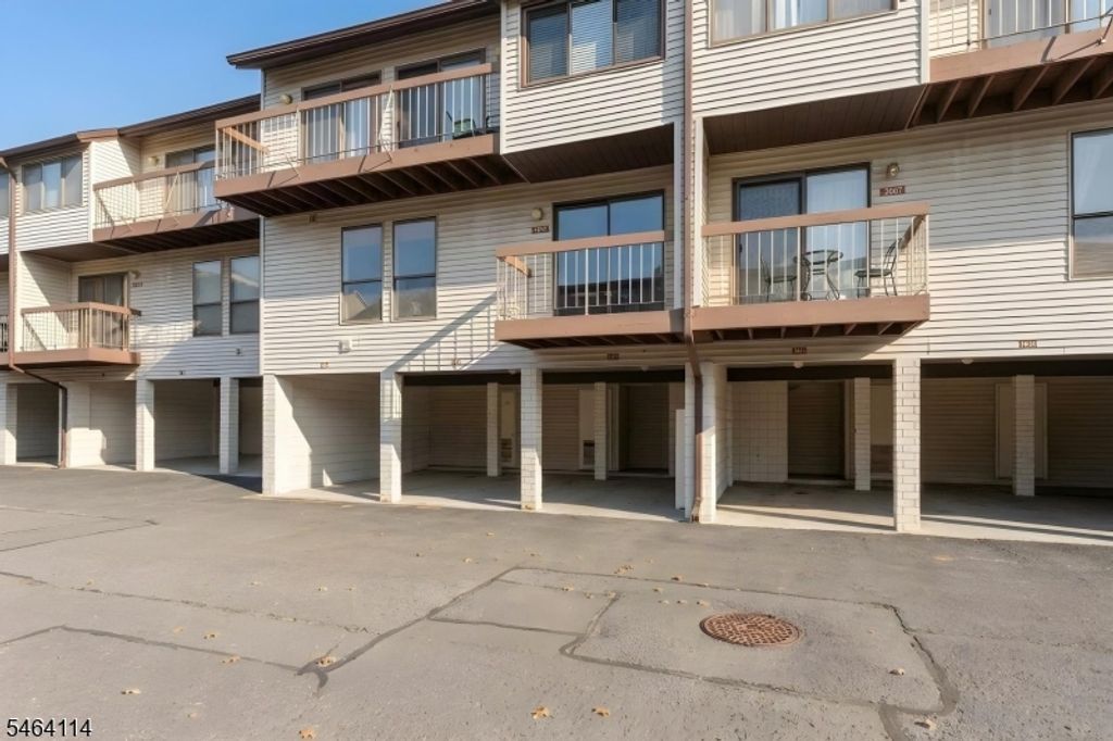 3404 Richmond Ct, Hillsborough Twp., NJ 08844 — exterior