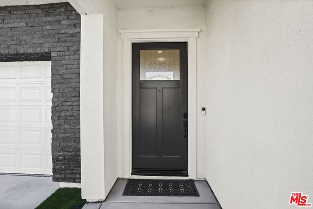 21230 W Wildflower Way, Chatsworth, CA 91311