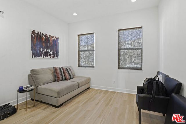 21230 W Wildflower Way, Chatsworth, CA 91311