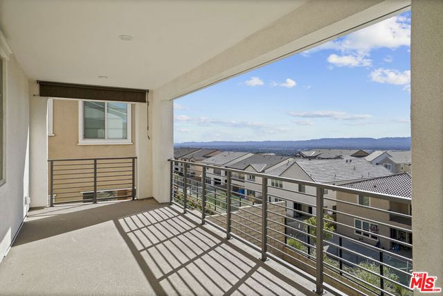 21230 W Wildflower Way, Chatsworth, CA 91311