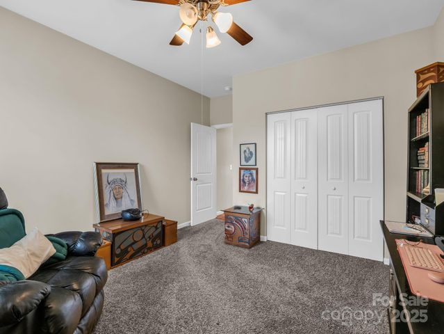 261 Glendower Lane, Chesnee, SC 29323