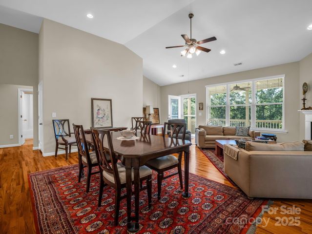 261 Glendower Lane, Chesnee, SC 29323