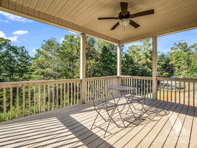 261 Glendower Lane, Chesnee, SC 29323