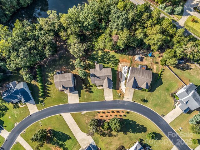 261 Glendower Lane, Chesnee, SC 29323