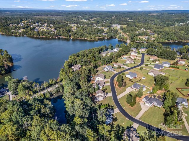 261 Glendower Lane, Chesnee, SC 29323