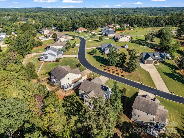 261 Glendower Lane, Chesnee, SC 29323