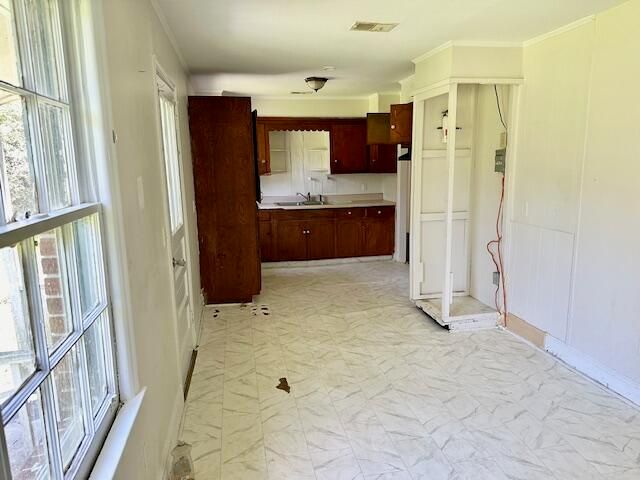 2042 Sniders Highway, Walterboro, SC 29488