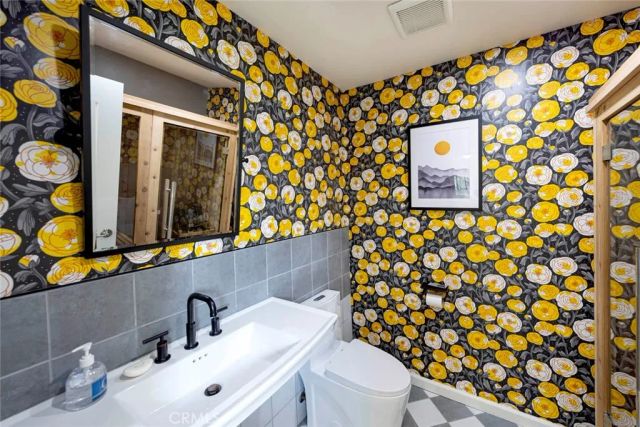 1652 N Pala Place, Orange, CA 92867