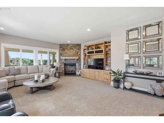 25150 Se BOHNA PARK Rd, Damascus, OR 97089