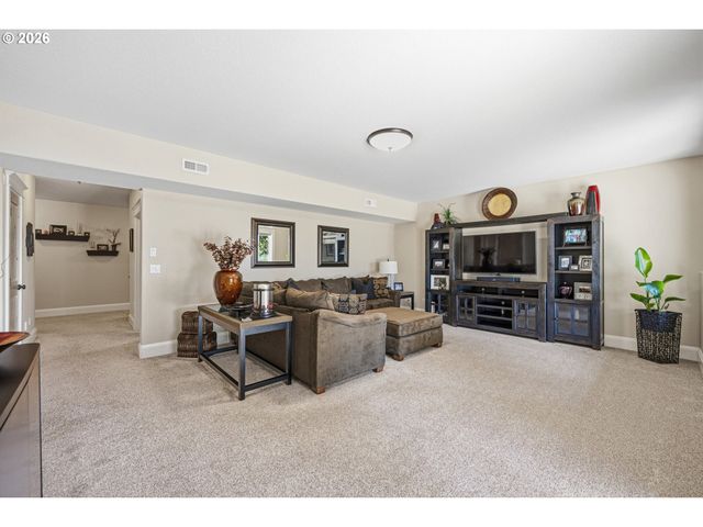 25150 Se BOHNA PARK Rd, Damascus, OR 97089