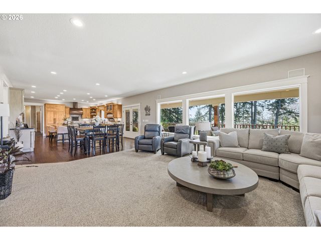 25150 Se BOHNA PARK Rd, Damascus, OR 97089