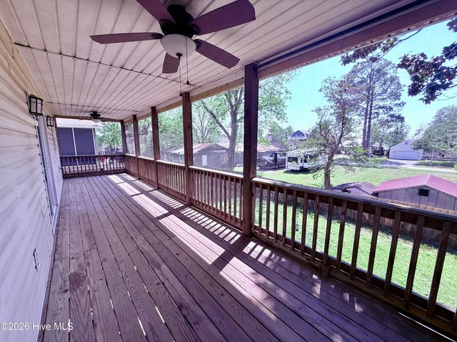 511 N B Street, Bridgeton, NC 28519