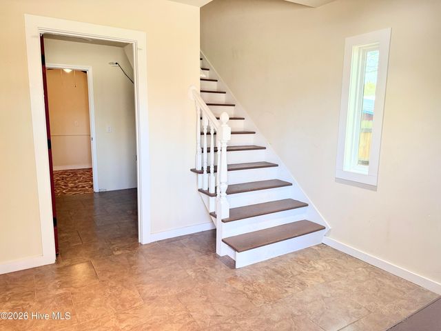 511 N B Street, Bridgeton, NC 28519