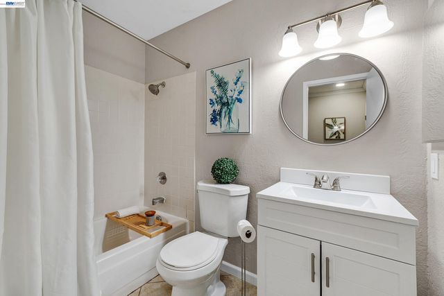 408 Old Orchard Ct, Danville, CA 94526
