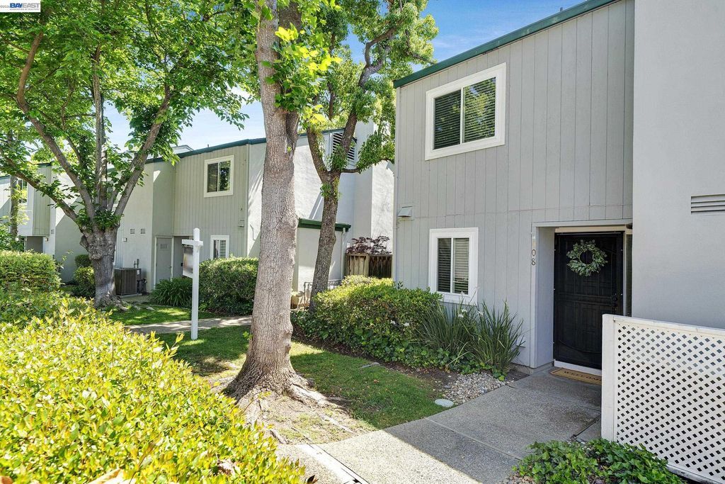408 Old Orchard Ct, Danville, CA 94526