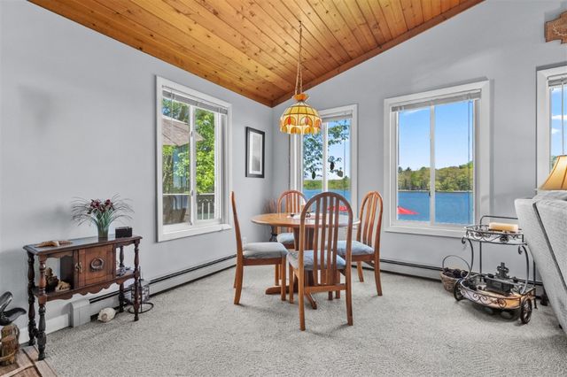 51860 County Road 384, Grand Junction, MI 49056
