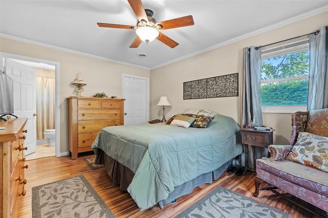 51860 County Road 384, Grand Junction, MI 49056