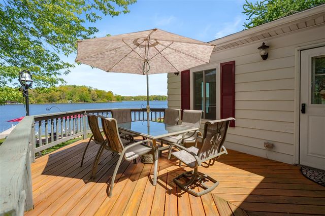 51860 County Road 384, Grand Junction, MI 49056