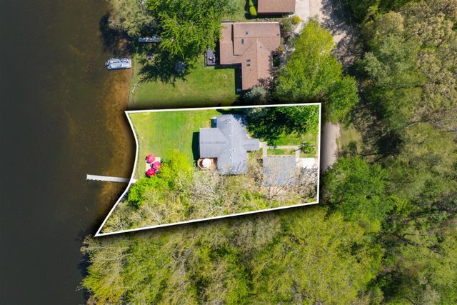 51860 County Road 384, Grand Junction, MI 49056