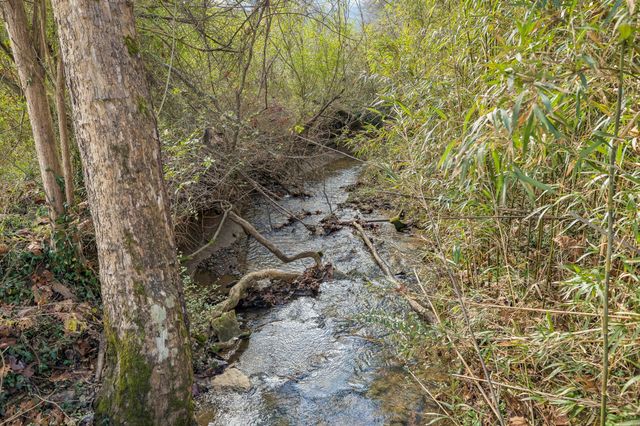 3118 McKibbon Rd, Culleoka, TN 38451