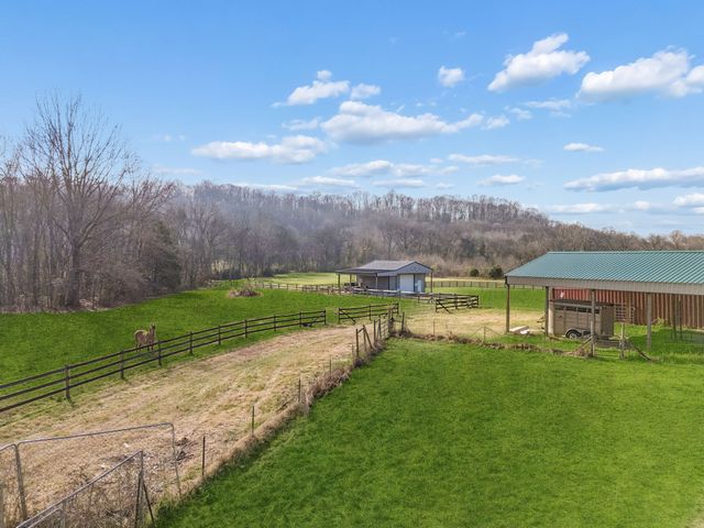 3118 McKibbon Rd, Culleoka, TN 38451
