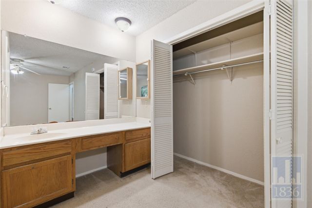 9002 Marsh DR, Austin, TX 78748