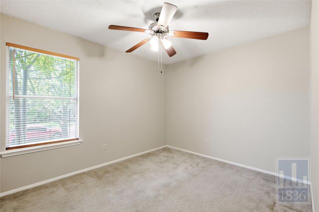9002 Marsh DR, Austin, TX 78748