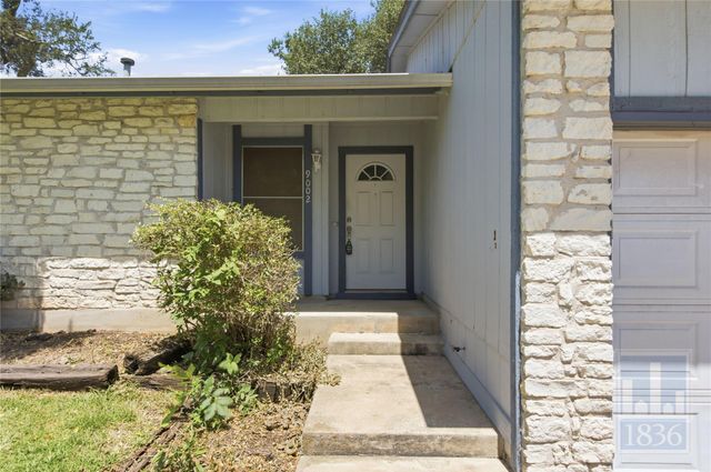 9002 Marsh DR, Austin, TX 78748