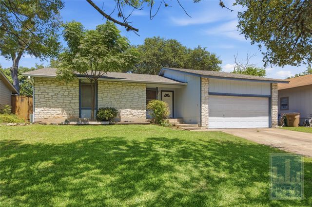 9002 Marsh DR, Austin, TX 78748