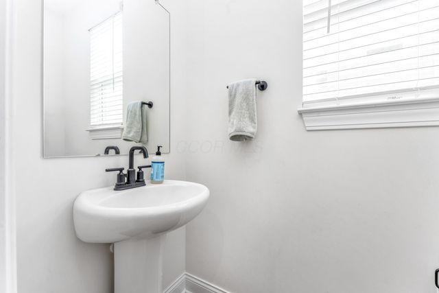 904 Mill Stone Drive, Sunbury, OH 43074
