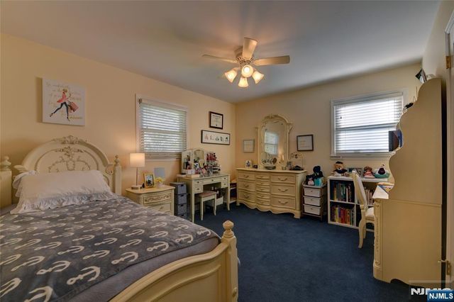 25 Debbie Court, Wayne, NJ 07470