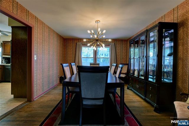 25 Debbie Court, Wayne, NJ 07470