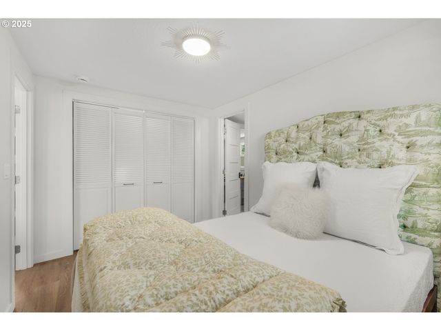 414 PLEASANT Ave, Oregon City, OR 97045