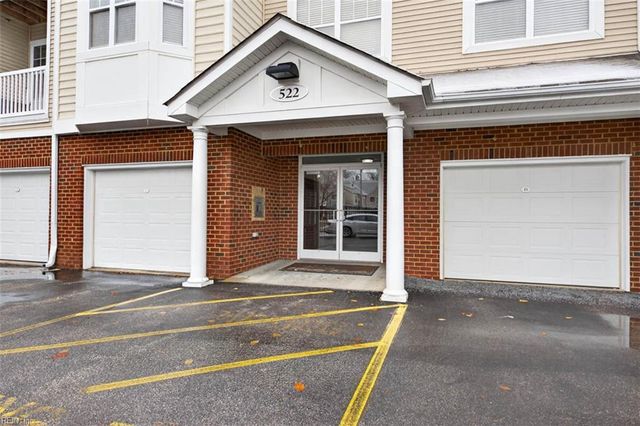 522 Knolls Dr Unit 205, Newport News, VA 23602