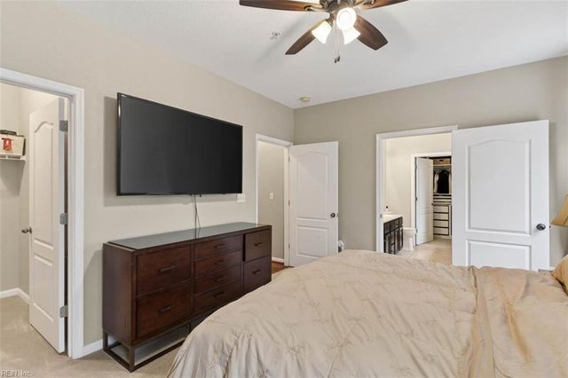 522 Knolls Dr Unit 205, Newport News, VA 23602