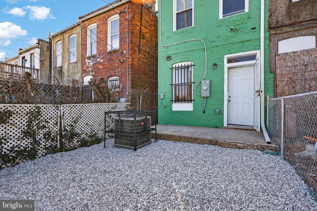 1762 E NORTH AVE, Baltimore, MD 21213