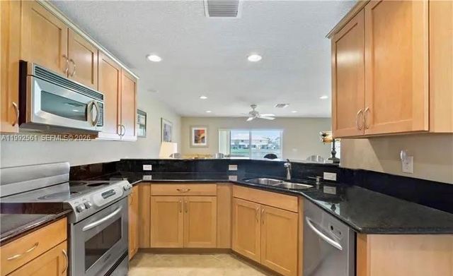 8989 Lancaster St 0, Tamarac, FL 33321