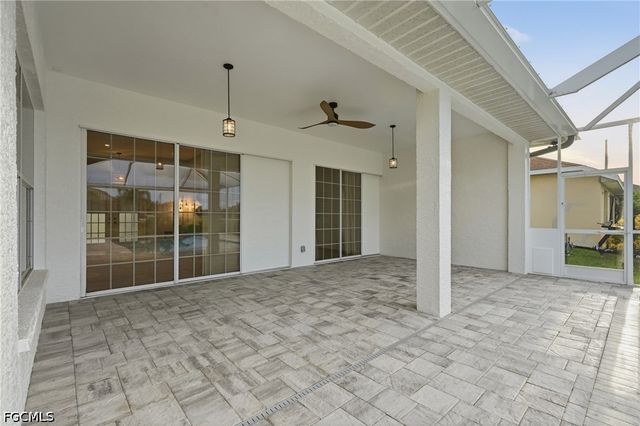 1909 SW 29th TER, Cape Coral, FL 33914