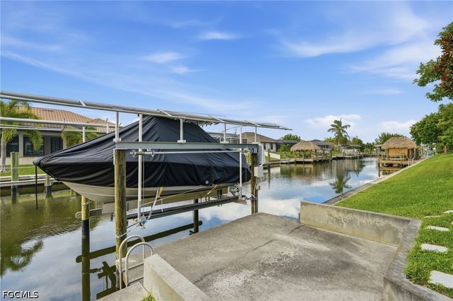 1909 SW 29th TER, Cape Coral, FL 33914