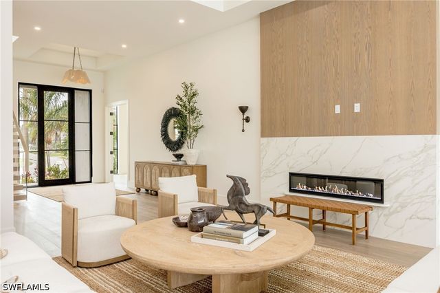 812 Milan CT, Marco Island, FL 34145