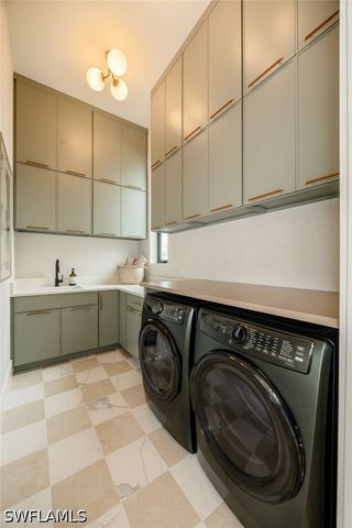 812 Milan CT, Marco Island, FL 34145