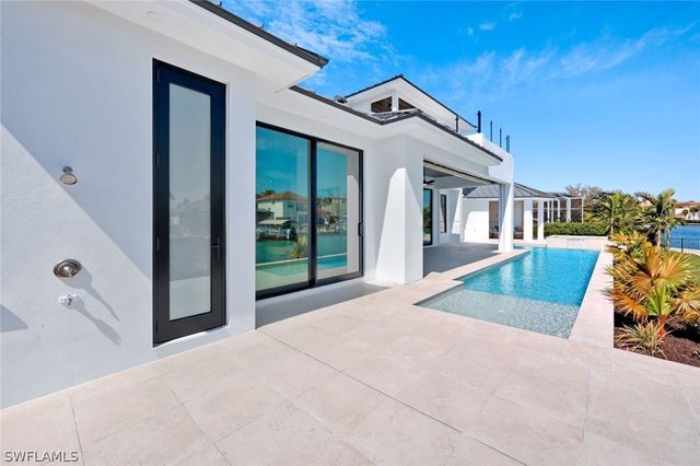 812 Milan CT, Marco Island, FL 34145