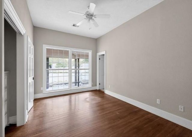 6 Heritage Court, Houston, TX 77024