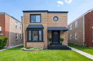 5347 W Gladys Avenue 1, Chicago, IL 60644
